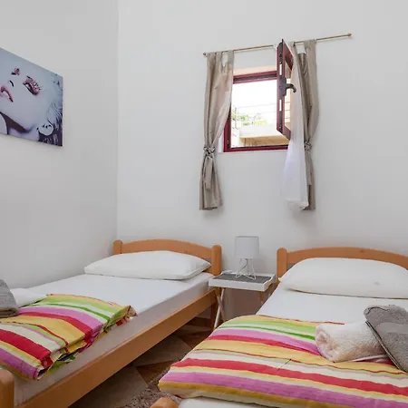 Franka - One Bedroom With Terrace And Garden View A2 1