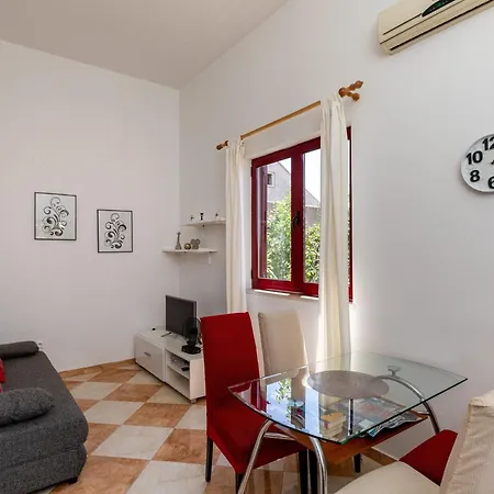 Franka - One Bedroom With Terrace And Garden View A2 1 * Ντουμπρόβνικ